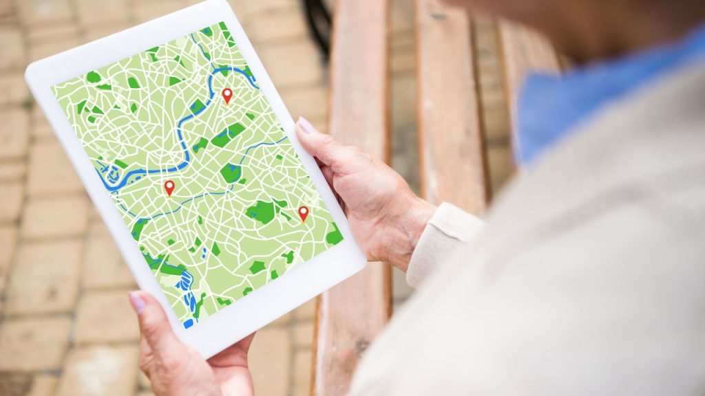 multiple store location of a multi-unit franchise on a digital map