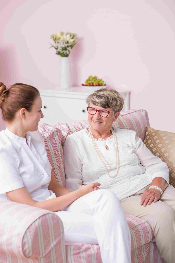 elderly-patient-in-nursing-home_